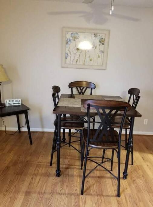 Gsrealty Apartment